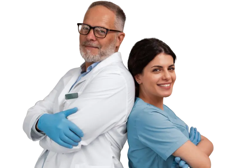 Coppia di farmacisti spalla a spalla